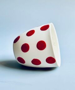 Red polka dot tea coffee mug with hand-painted dots from Kaase Atelier