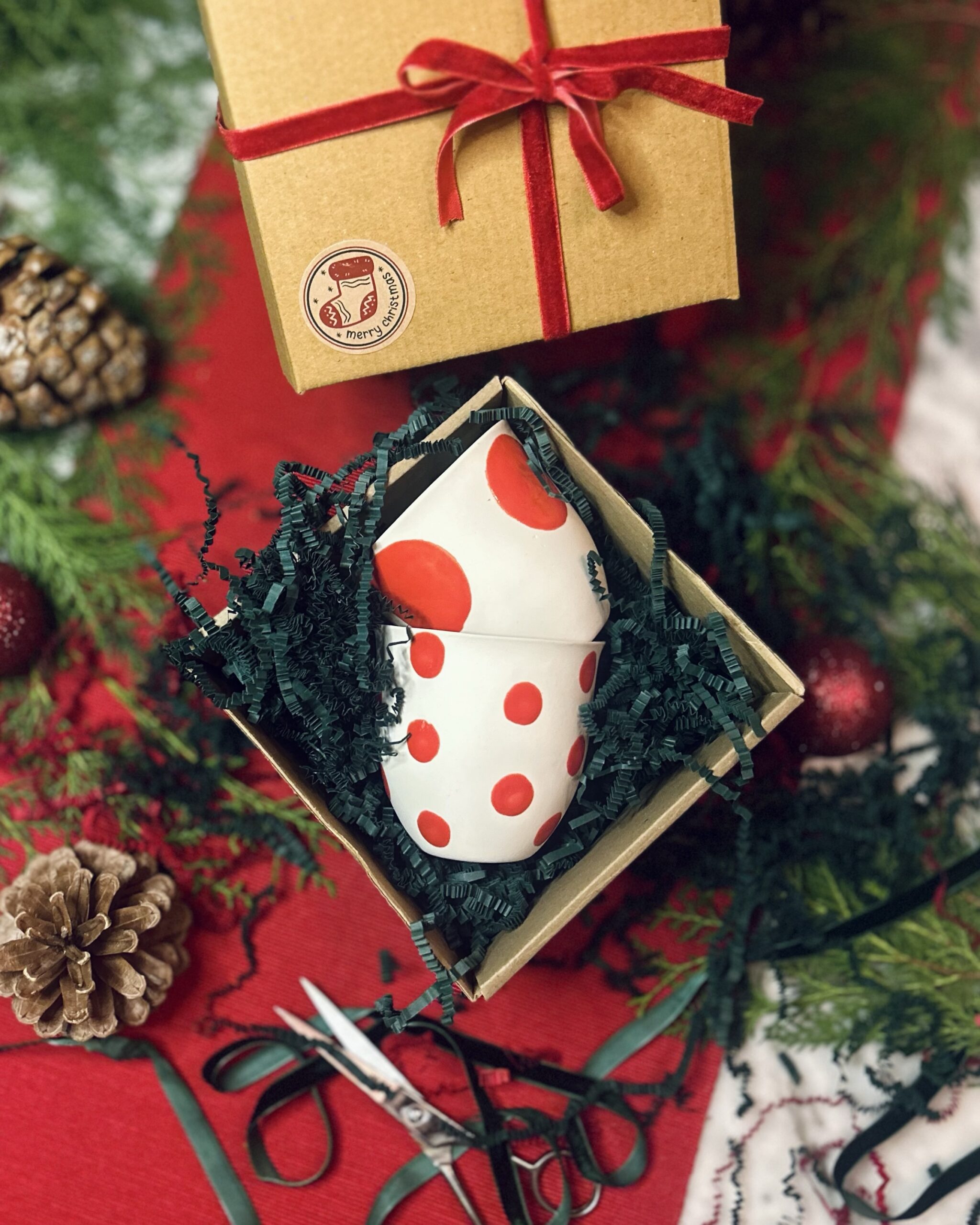 Set of 2 Red Dots Porcelain Mug - Image 2