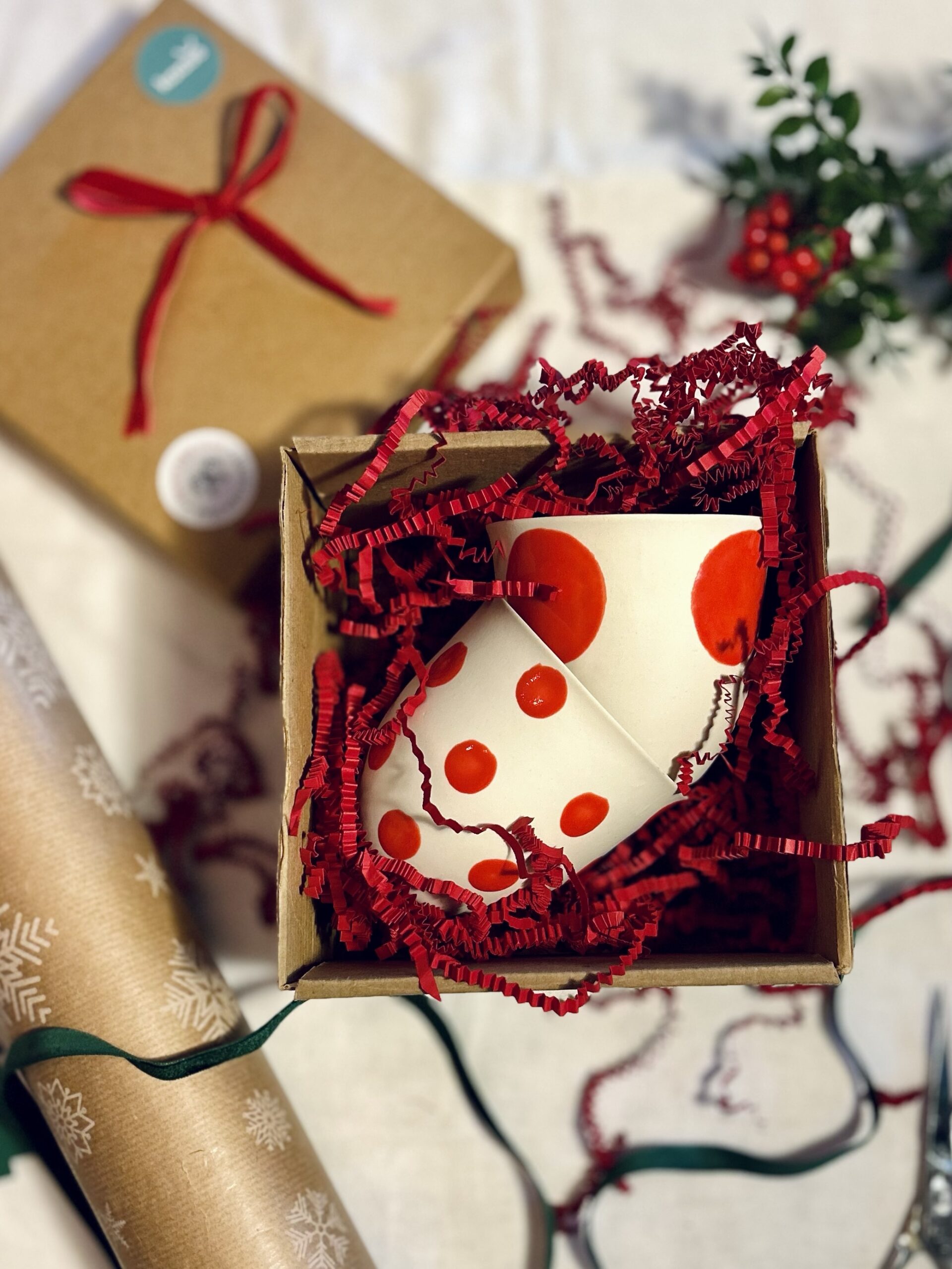 Set of 2 Red Dots Porcelain Mug